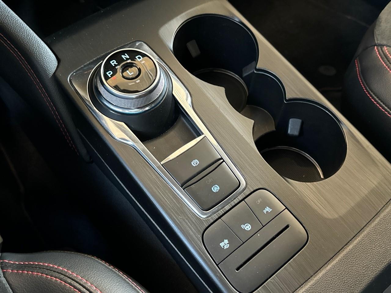 Ford Ford Kuga usata, con alzacristalli elettrici anteriori e posteriori , numero ad impulso 2