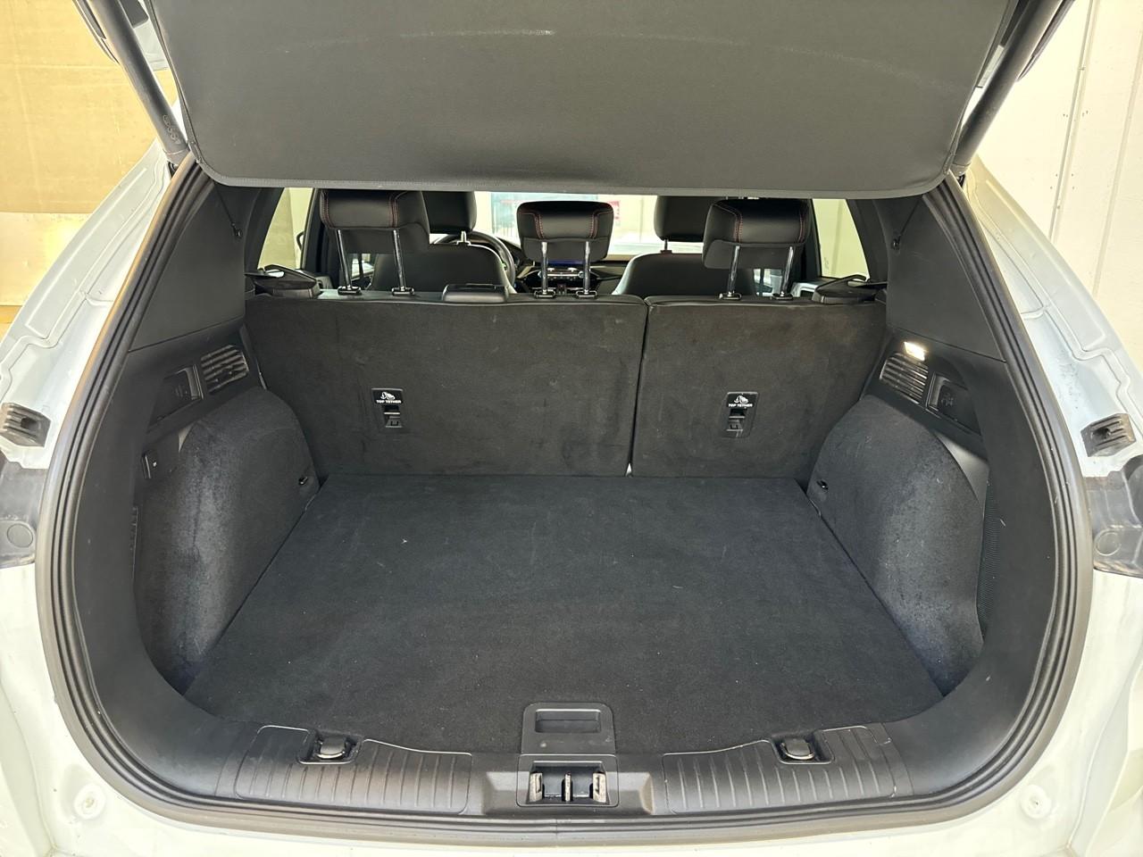 Ford Ford Kuga usata, con bracciolo posteriore