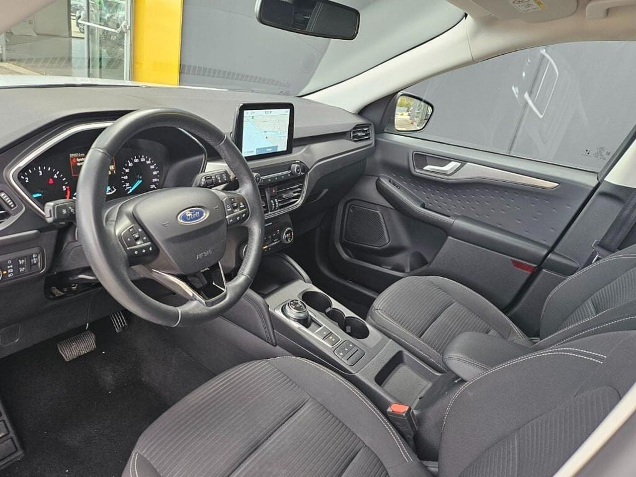 Ford Ford Kuga usata, con easy fuel (sistema di rifornimento senza tappo)