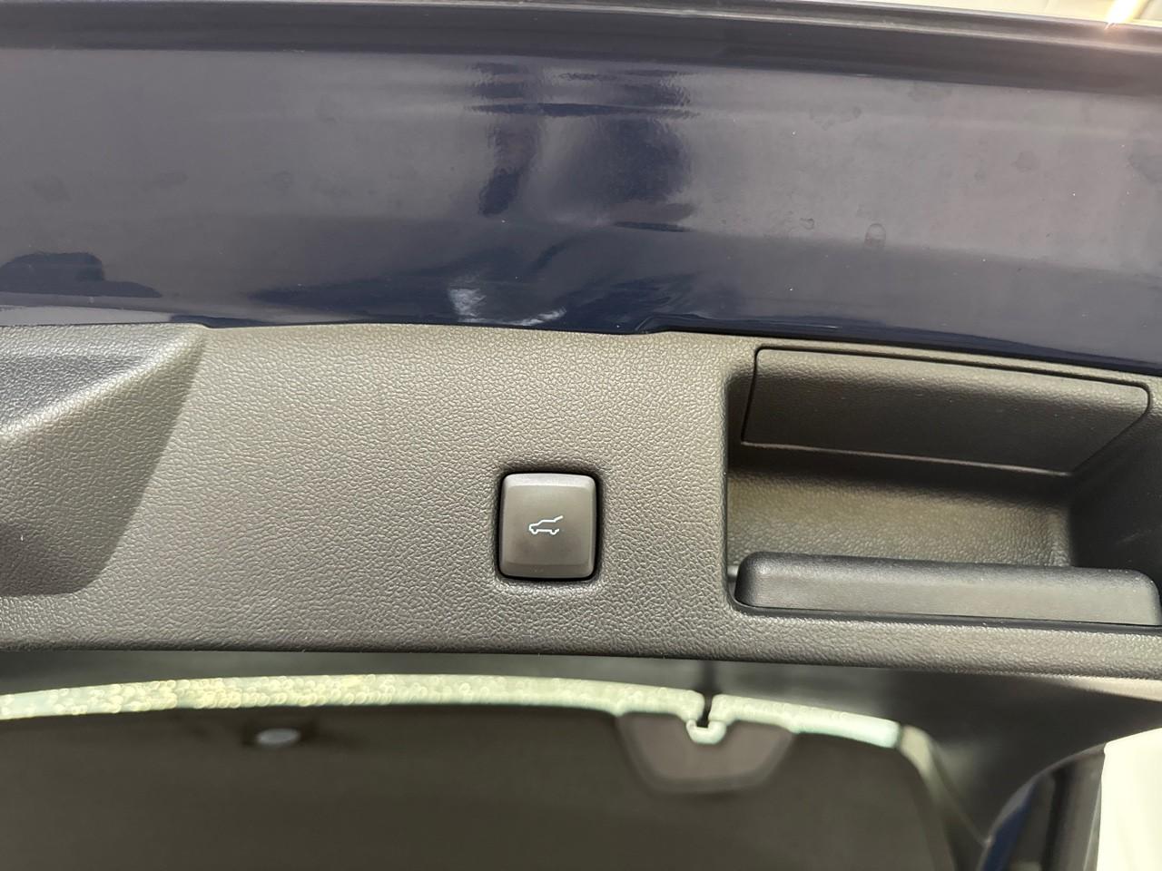 Ford Ford Kuga usata, con 6 altoparlanti