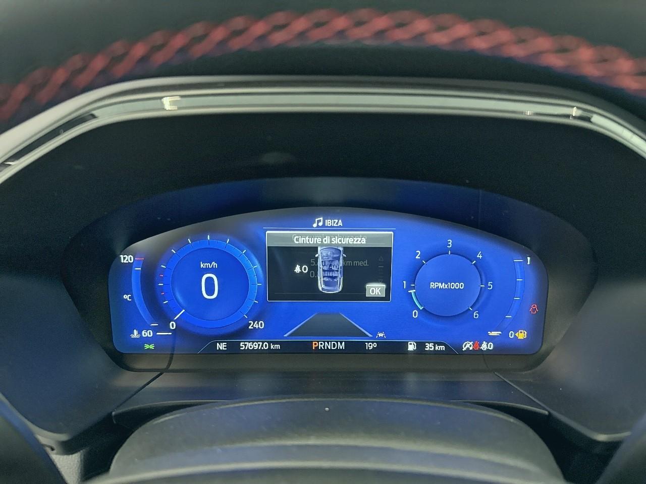 Ford Ford Kuga usata, con 64,00 gigabyte memoria interna/hd