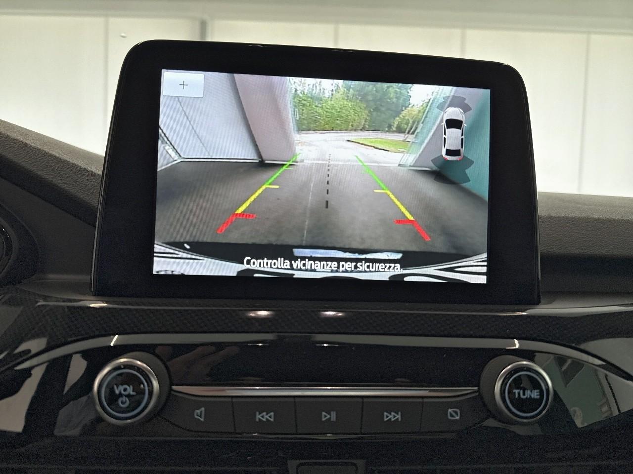 Ford Ford Kuga usata, con airbag anteriore conducente, airbag anteriore passeggero con interrutore di disattivazione