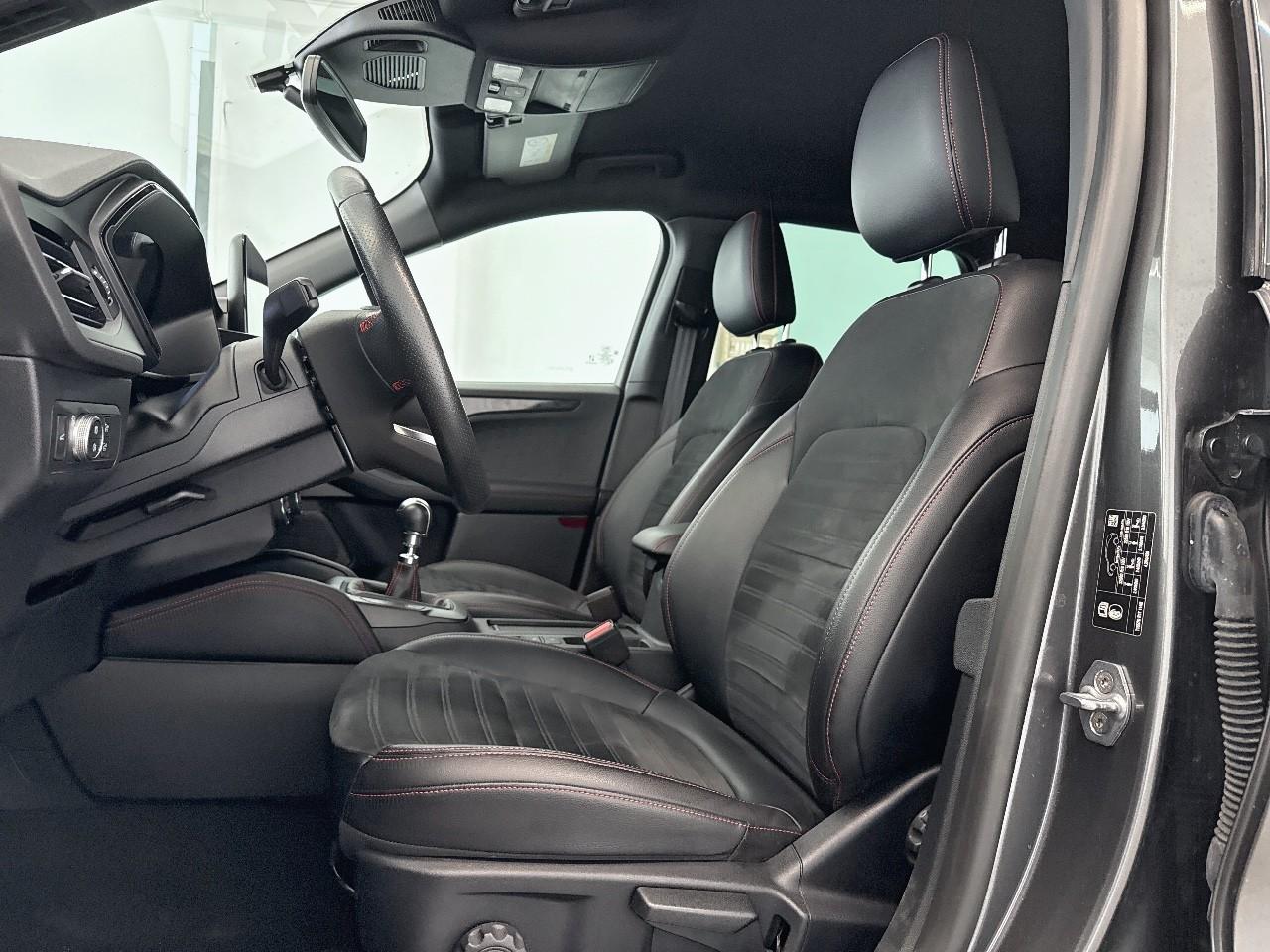 Ford Ford Kuga usata, con comandi apps