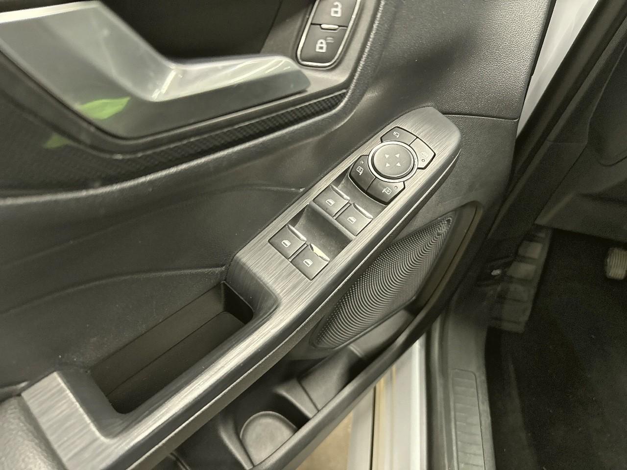 Ford Ford Kuga usata, con airbag laterali a tendina ant./post.