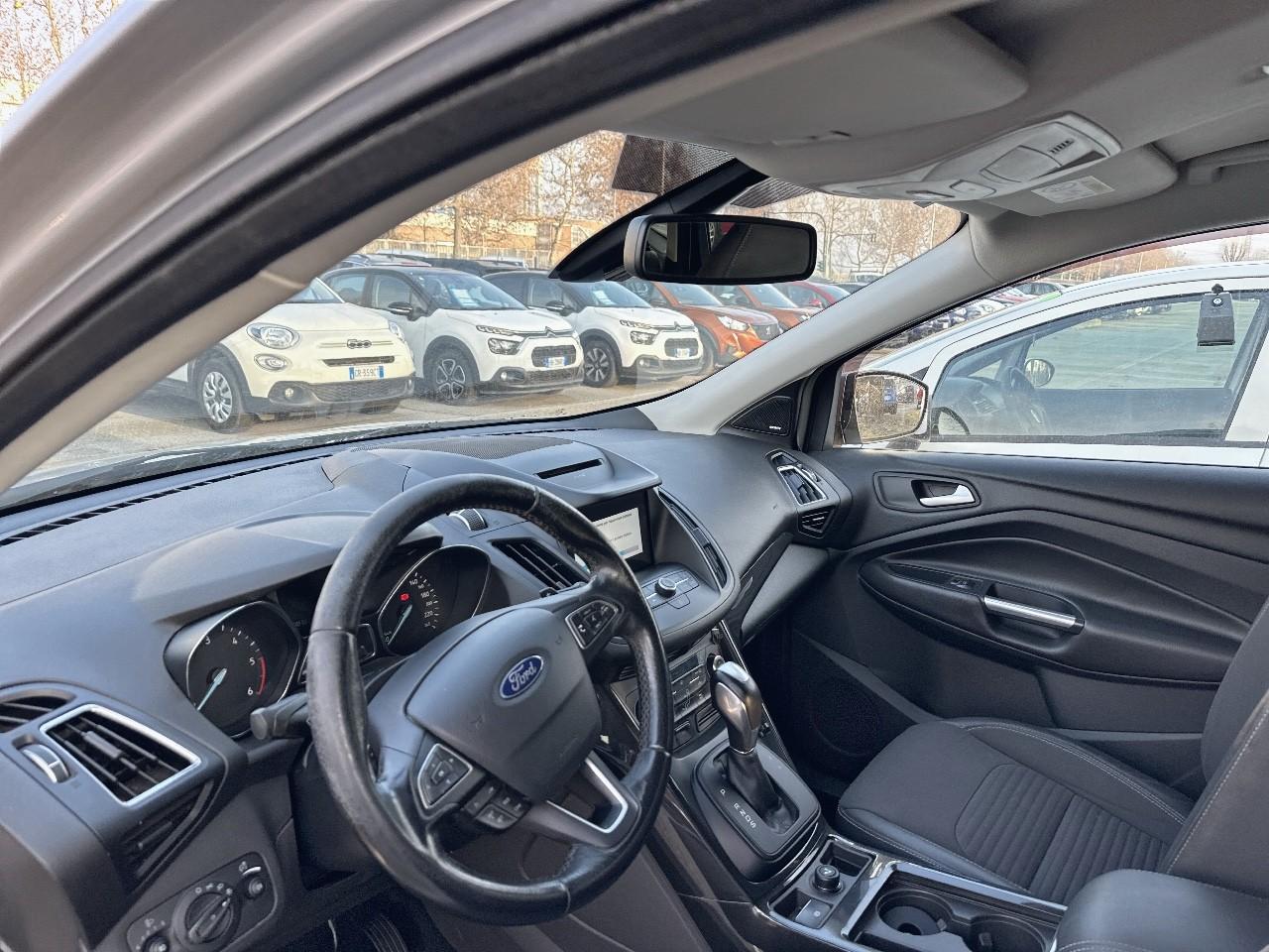 Ford Ford Kuga usata 19