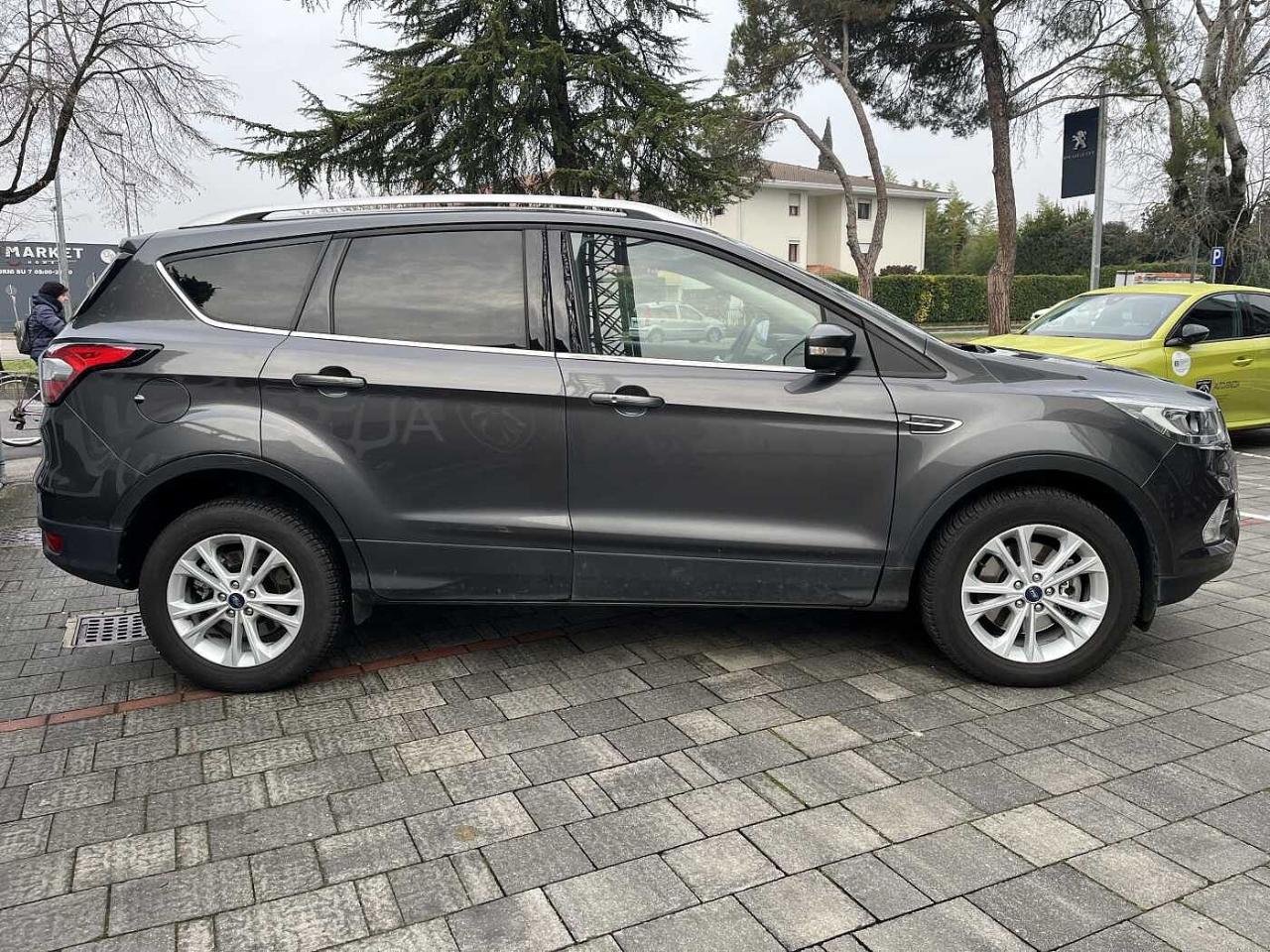Ford Ford Kuga usata, con GPS