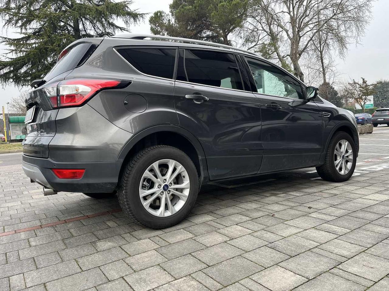 Ford Ford Kuga usata 10