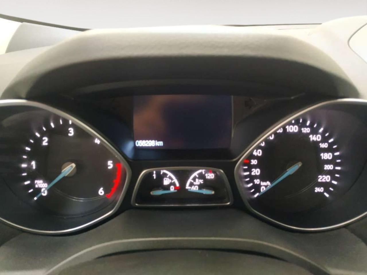 Ford Kuga - Foto 4