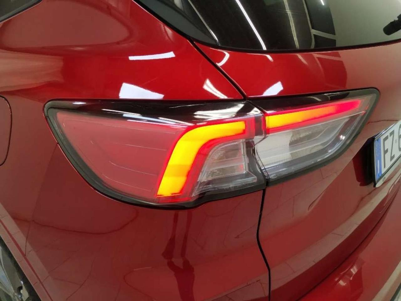Ford Kuga - Foto 3