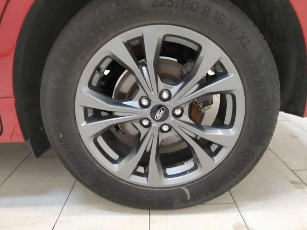 Ford Kuga - Foto 4