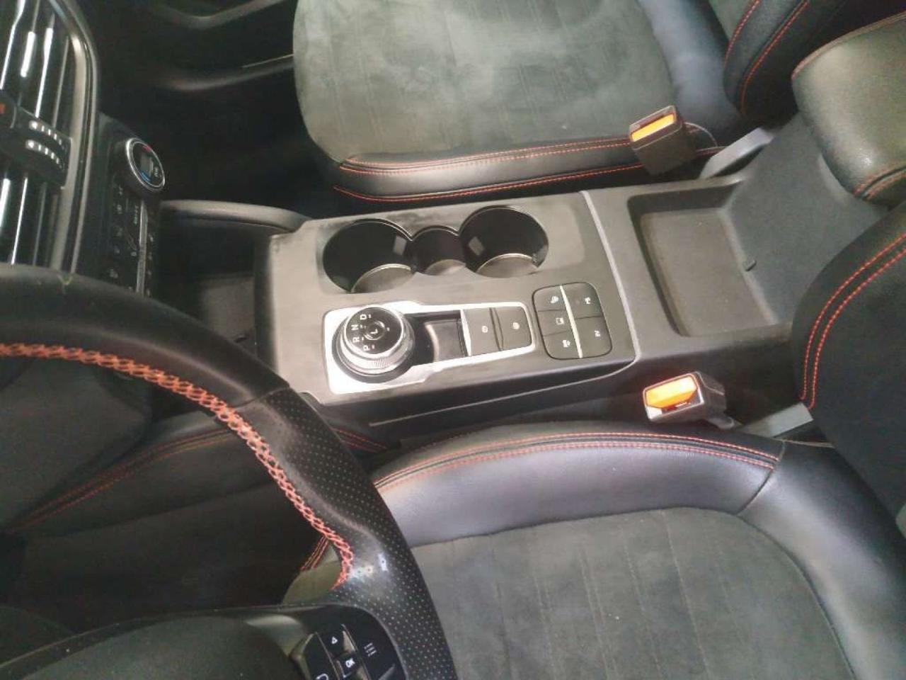 Ford Kuga - Foto 3