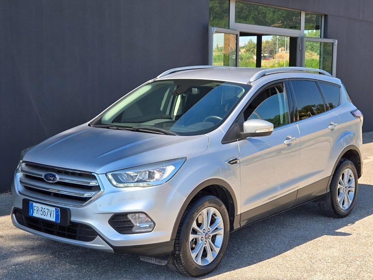 Ford Ford Kuga KUGA 1.5 TDCI 120 CV Titanium NAVY 69.000 KM.