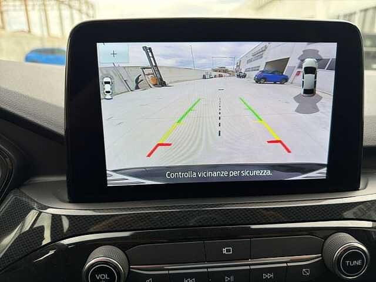 Ford Kuga - Foto 5