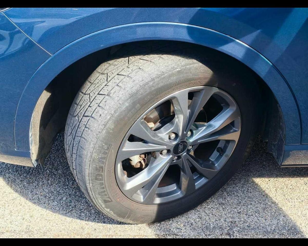 Ford Kuga - Foto 2