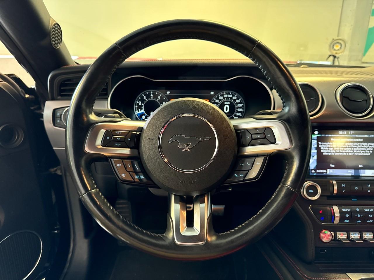 Ford Ford Mustang usata, con 9 altoparlanti subwoofer