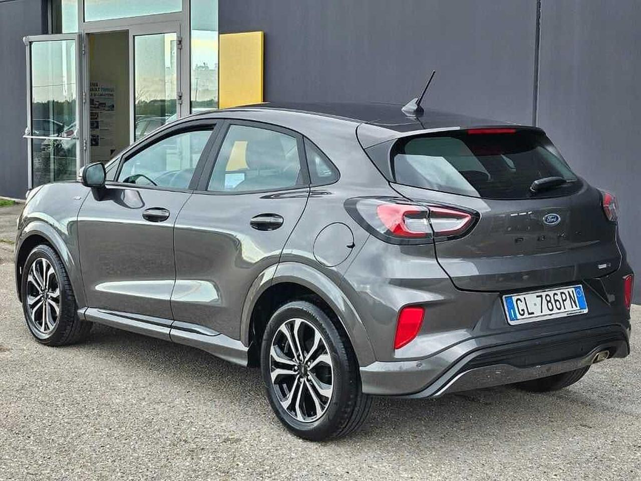 Ford Ford Puma usata, con cinture di sicurezza anteriori regolabili in altezza