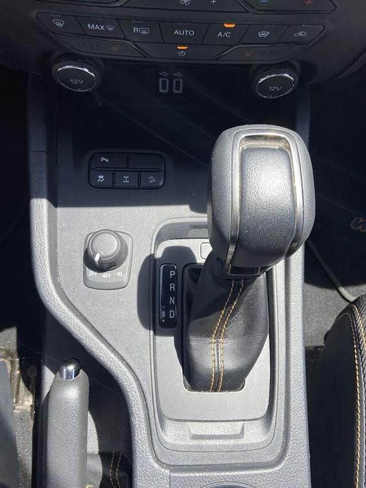 Ford Ford Ranger usata, con fari allo xeno