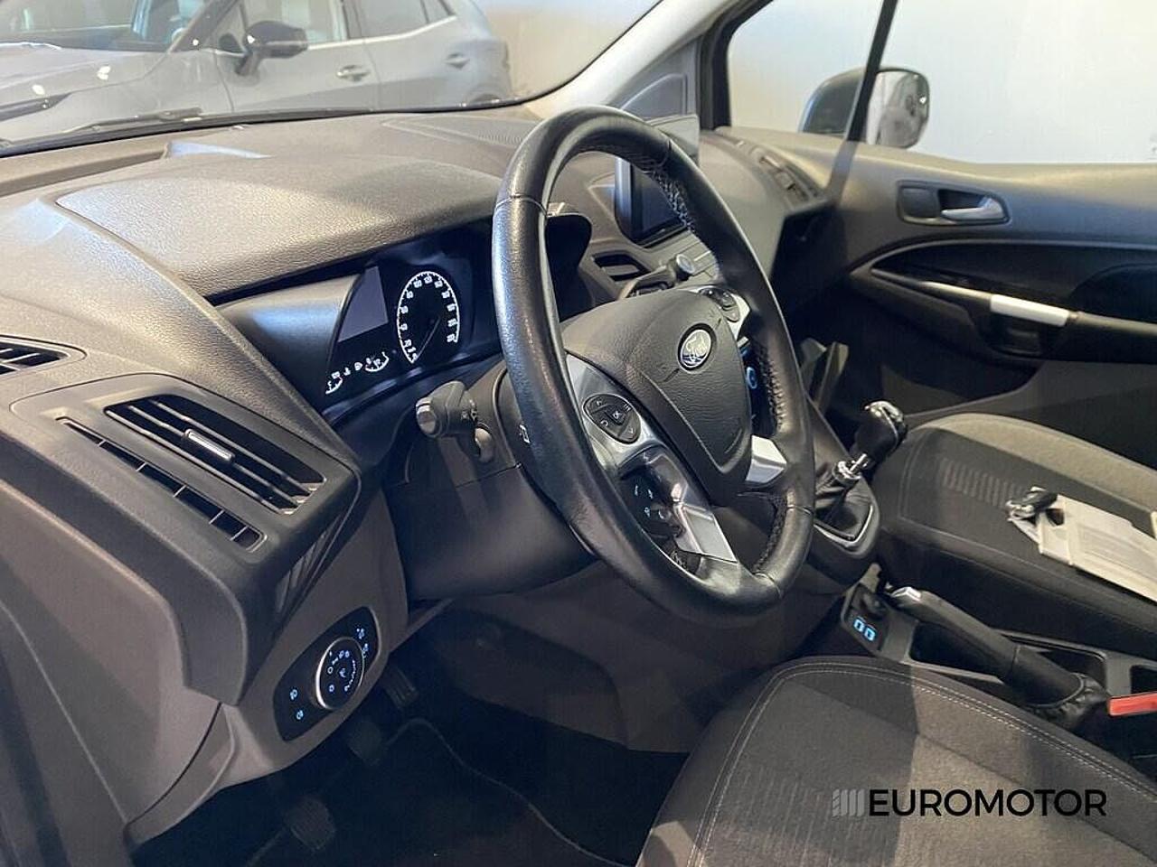 Ford Ford Tourneo usata, con tessuto