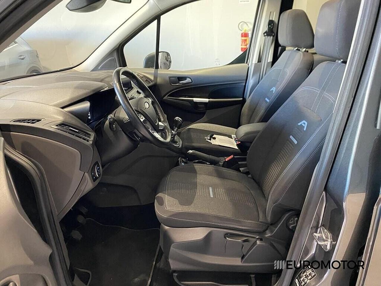 Ford Ford Tourneo usata, con trazione anteriore