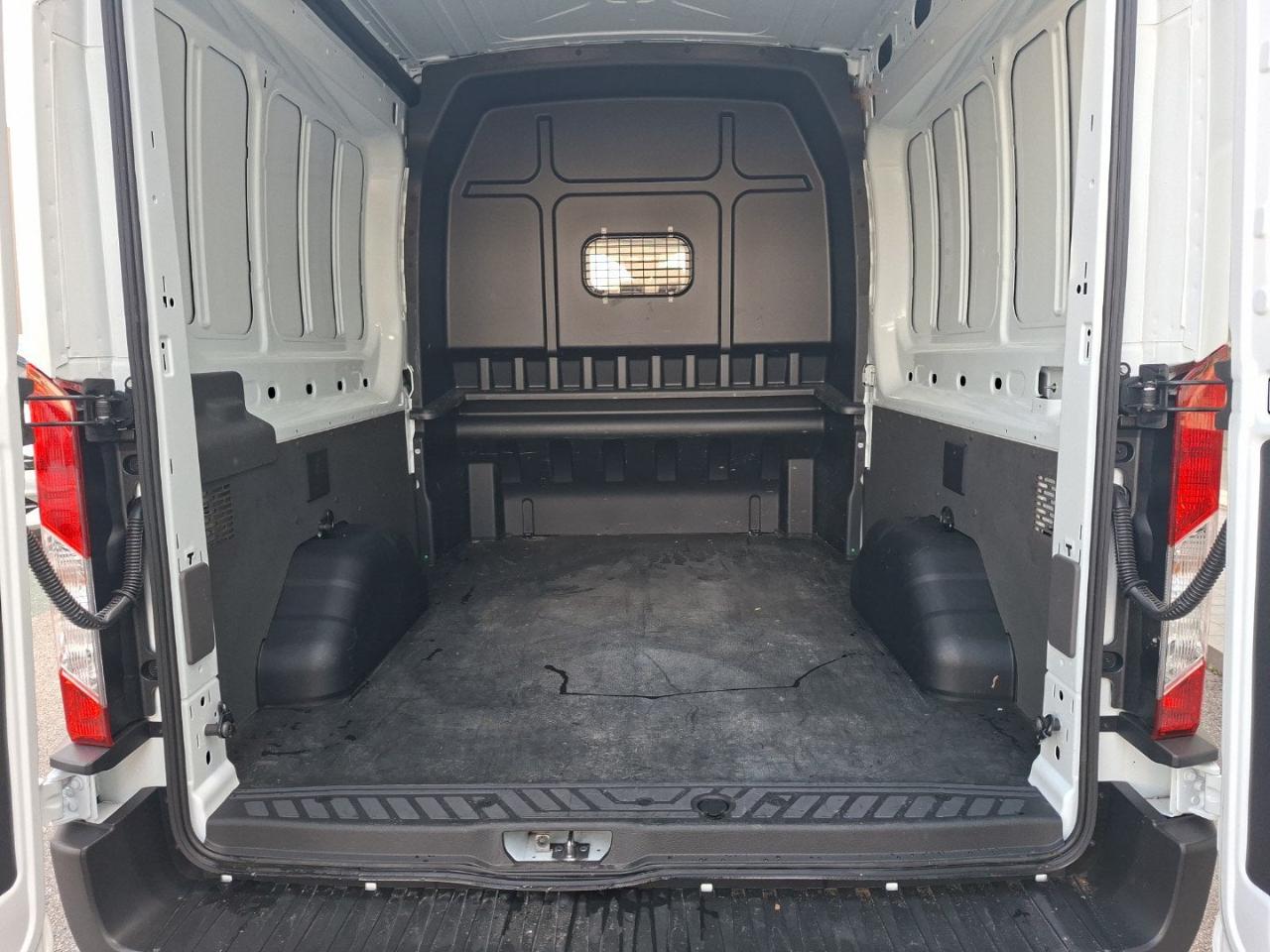 Ford Ford Tourneo usata 14