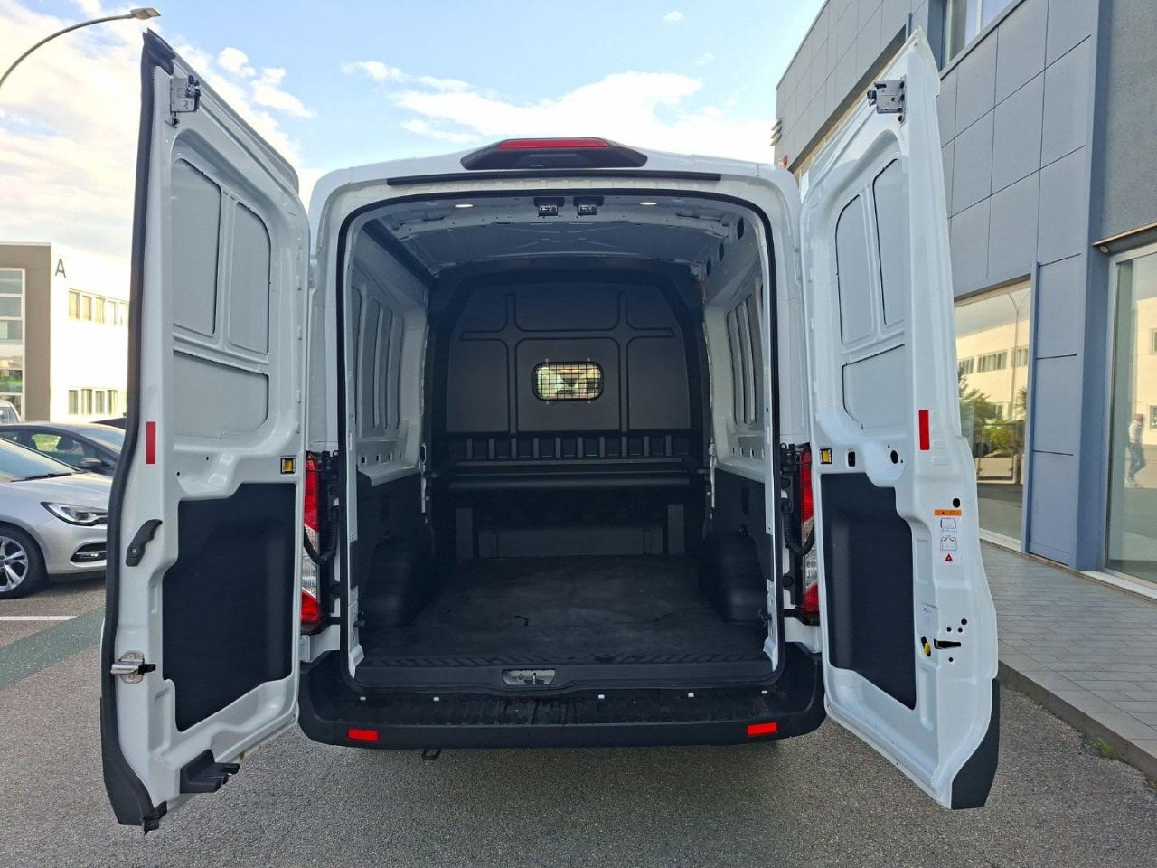 Ford Ford Tourneo usata 15