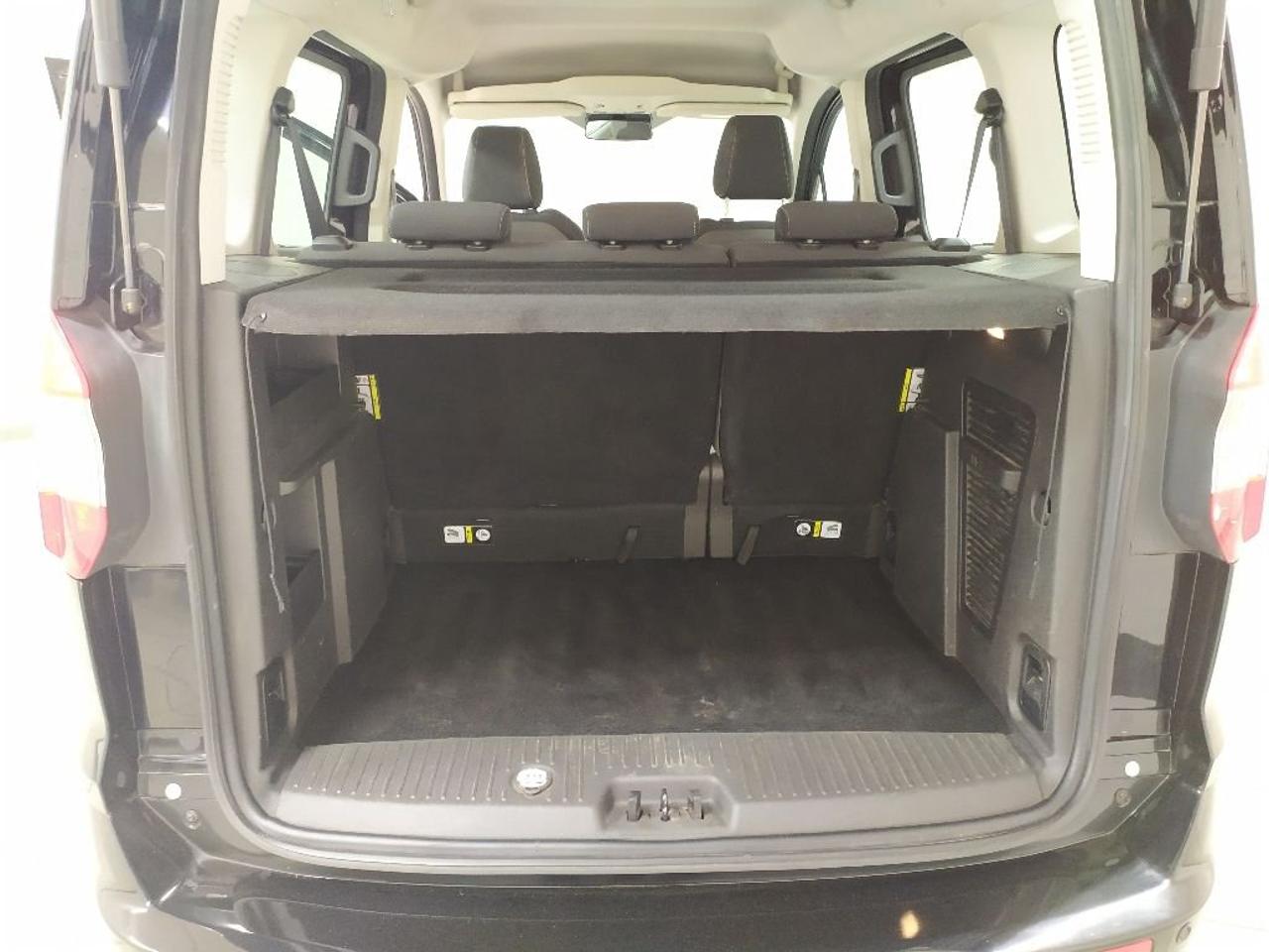Ford Ford Tourneo usata 7