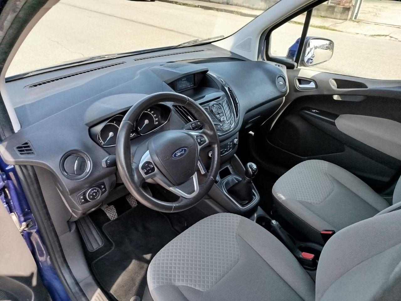 Ford Ford Tourneo usata, con airbag