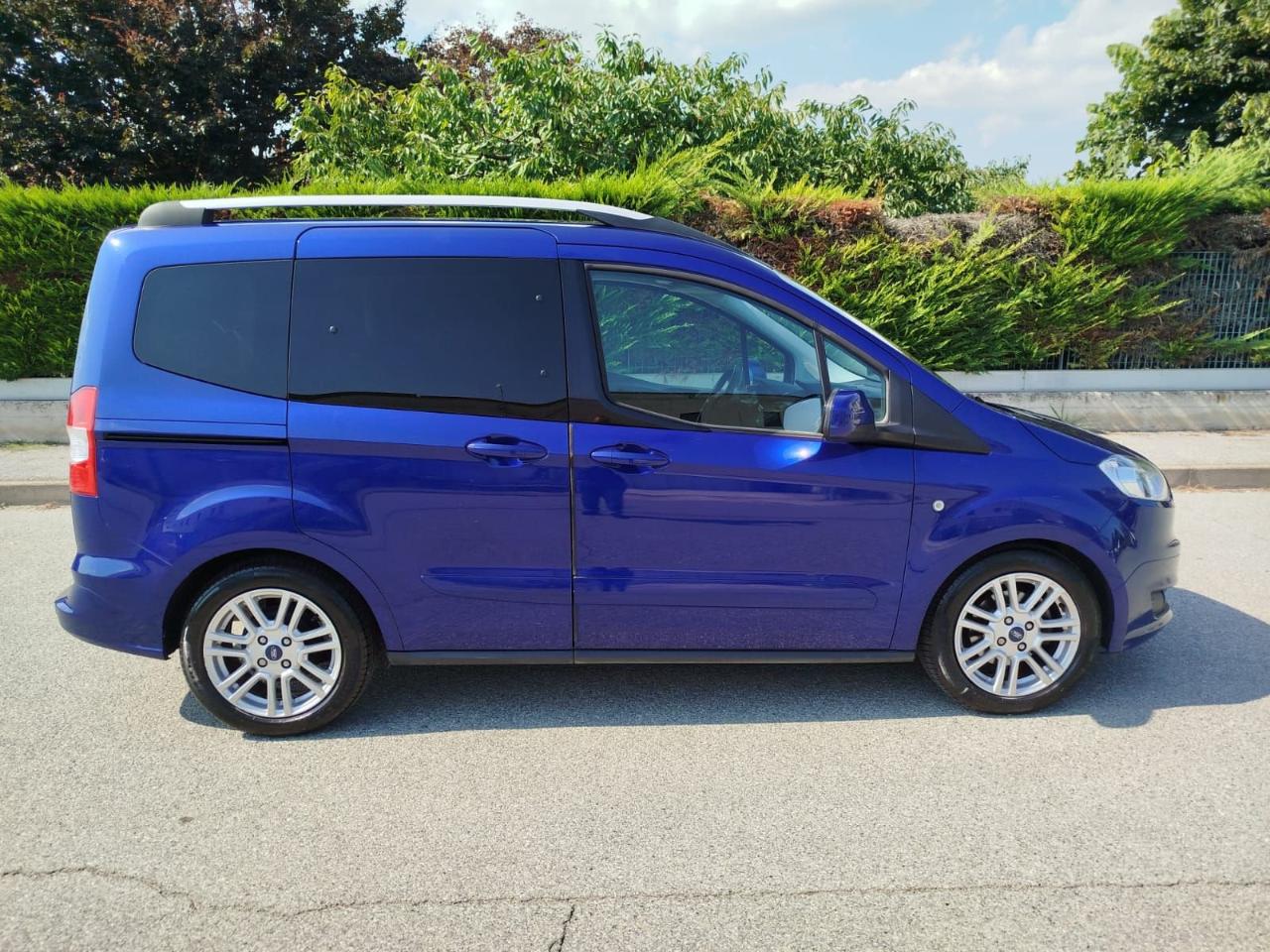 Ford Ford Tourneo usata 12