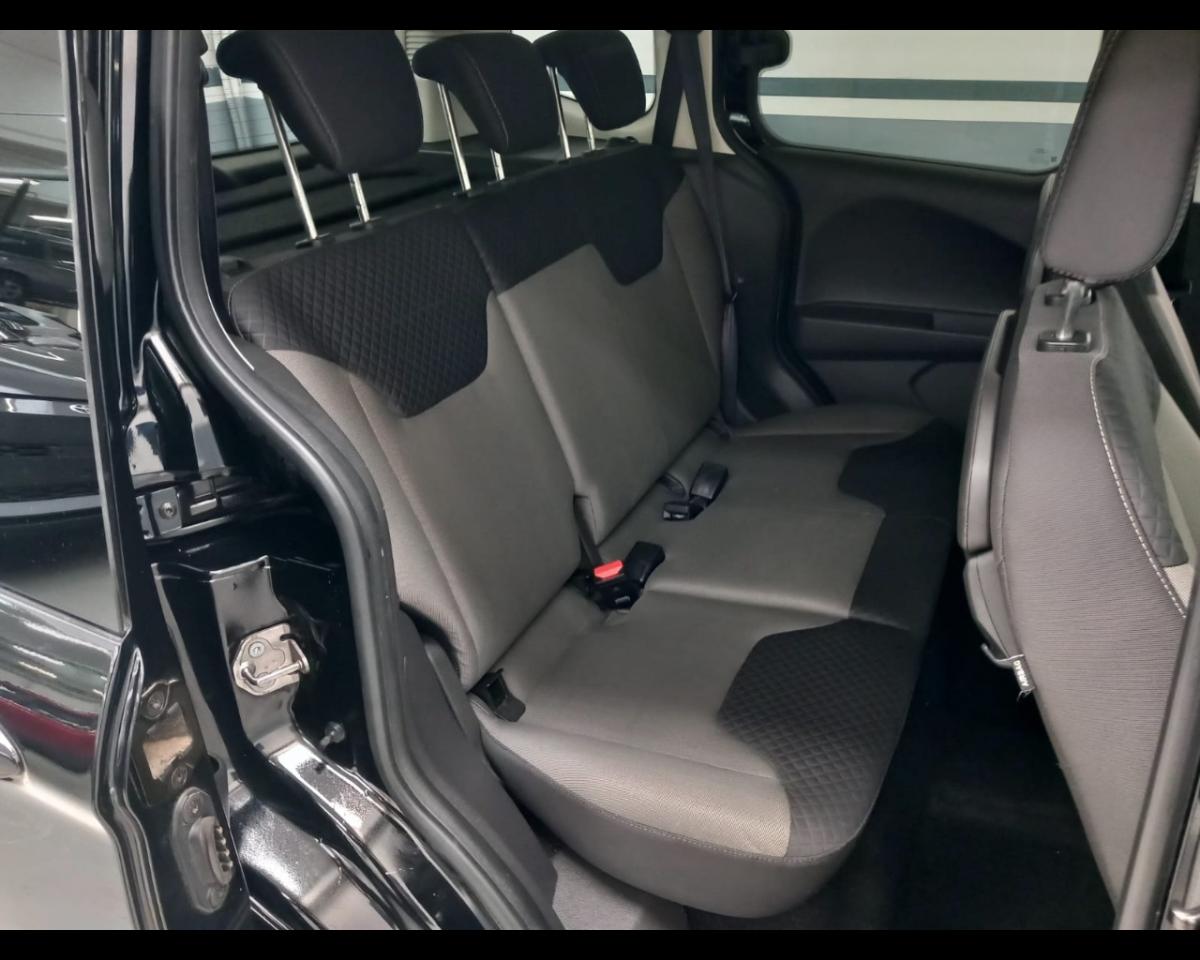 Ford Ford Tourneo usata, con climatizzatore