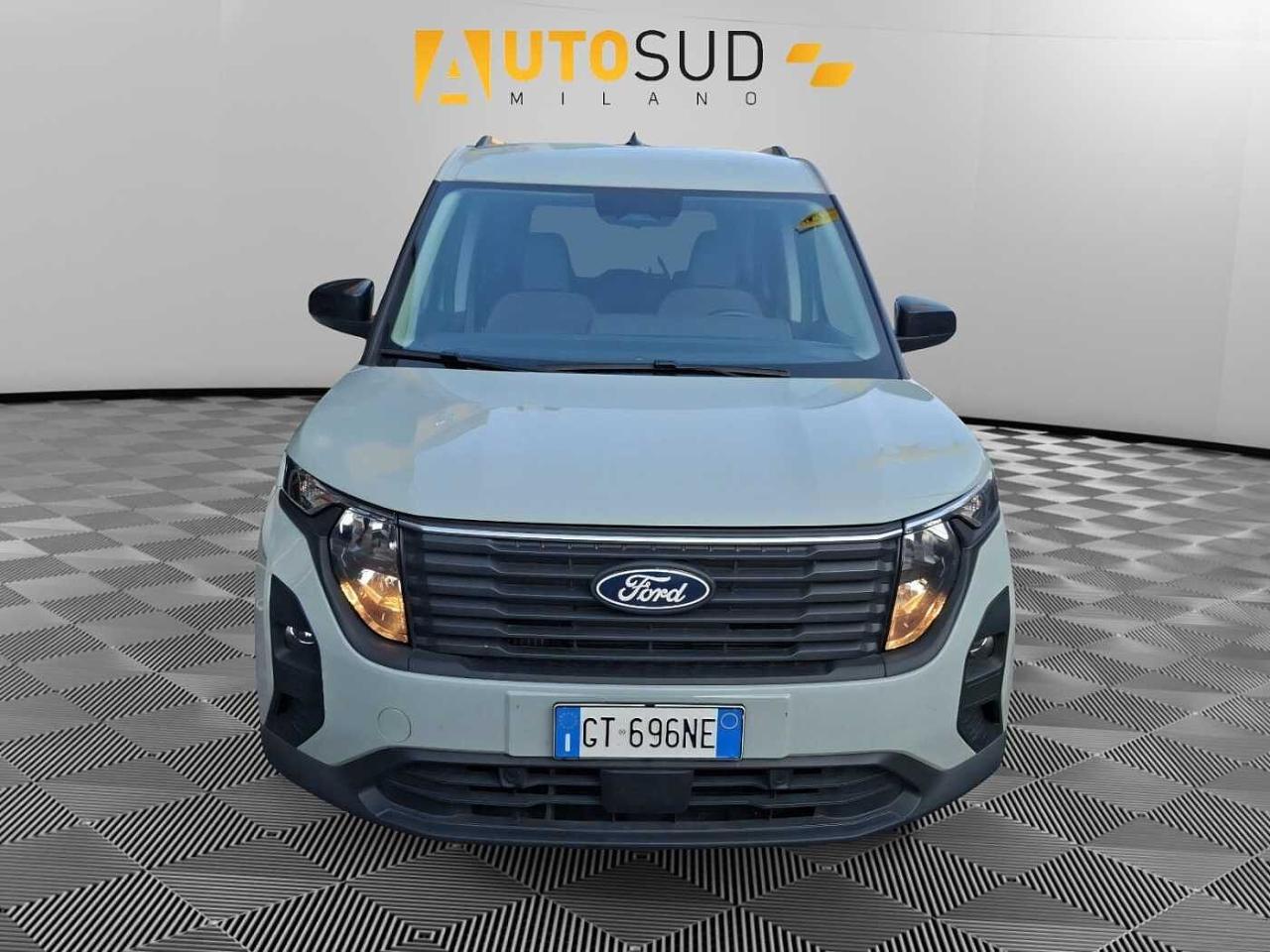 Ford Ford Tourneo usata, con trazione anteriore