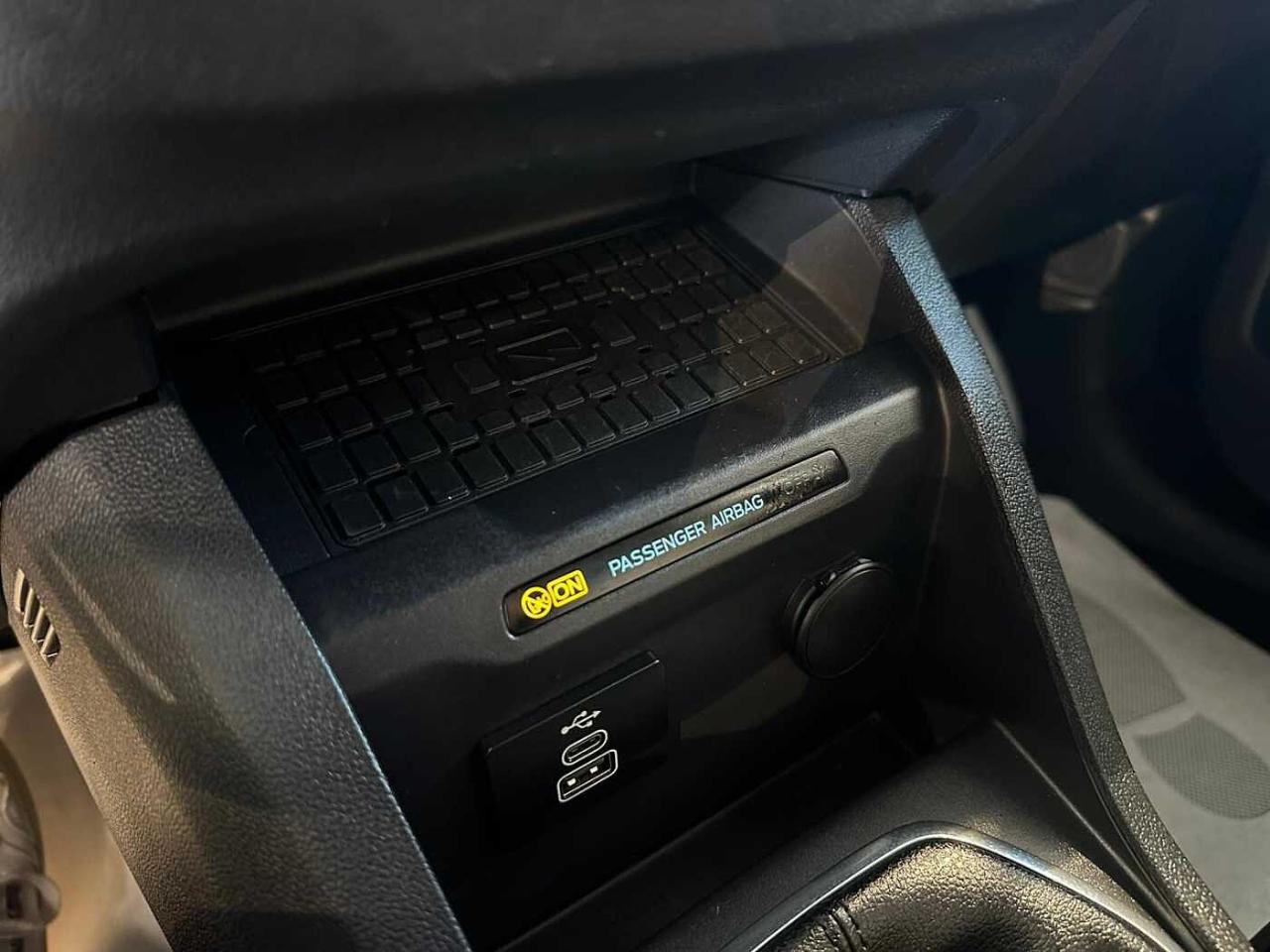 Ford Ford Tourneo usata, con Caricabatterie di bordo da 7,4 kW