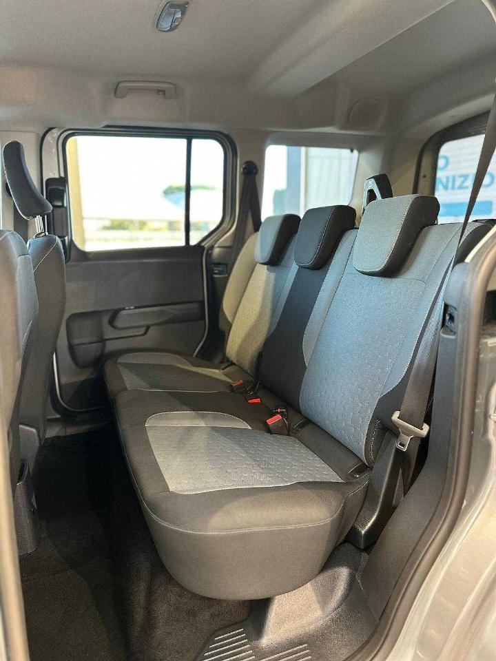 Ford Ford Tourneo usata, con GPS