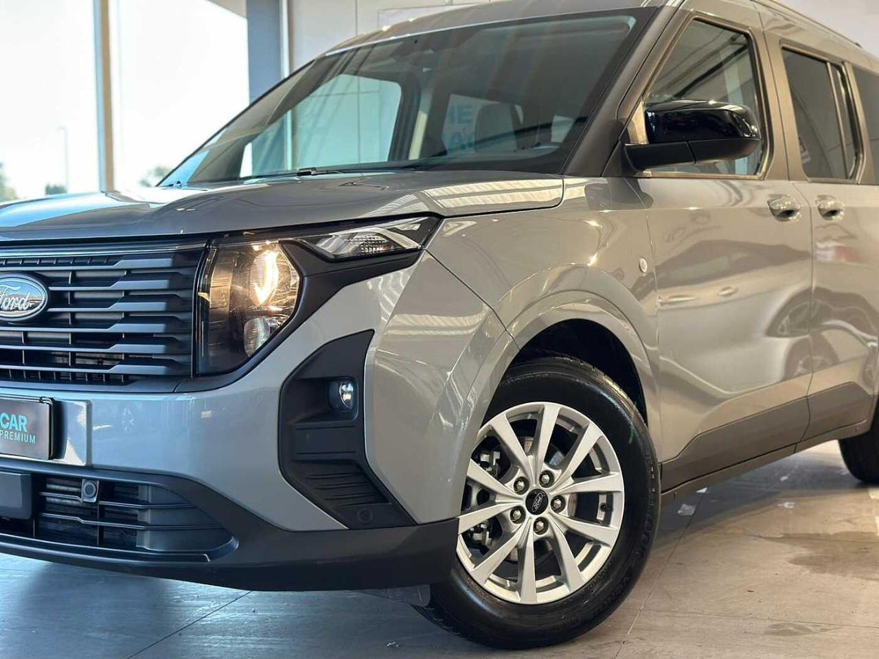 Ford Ford Tourneo usata, con Xenon-led