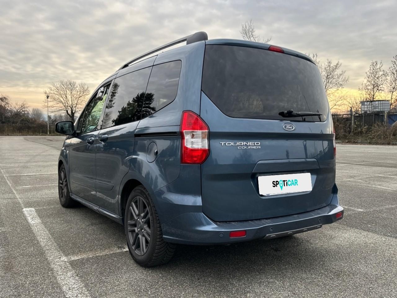 Ford Ford Tourneo usata 17