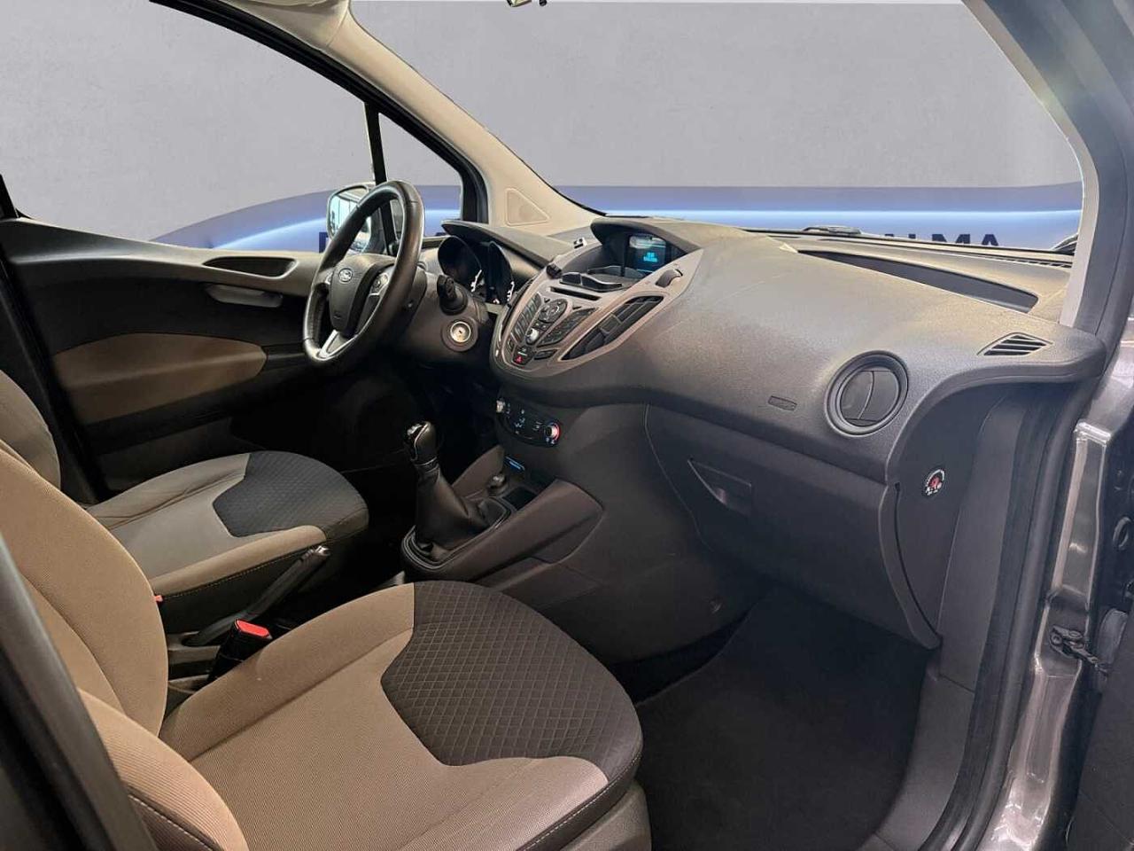 Ford Ford Tourneo usata 5