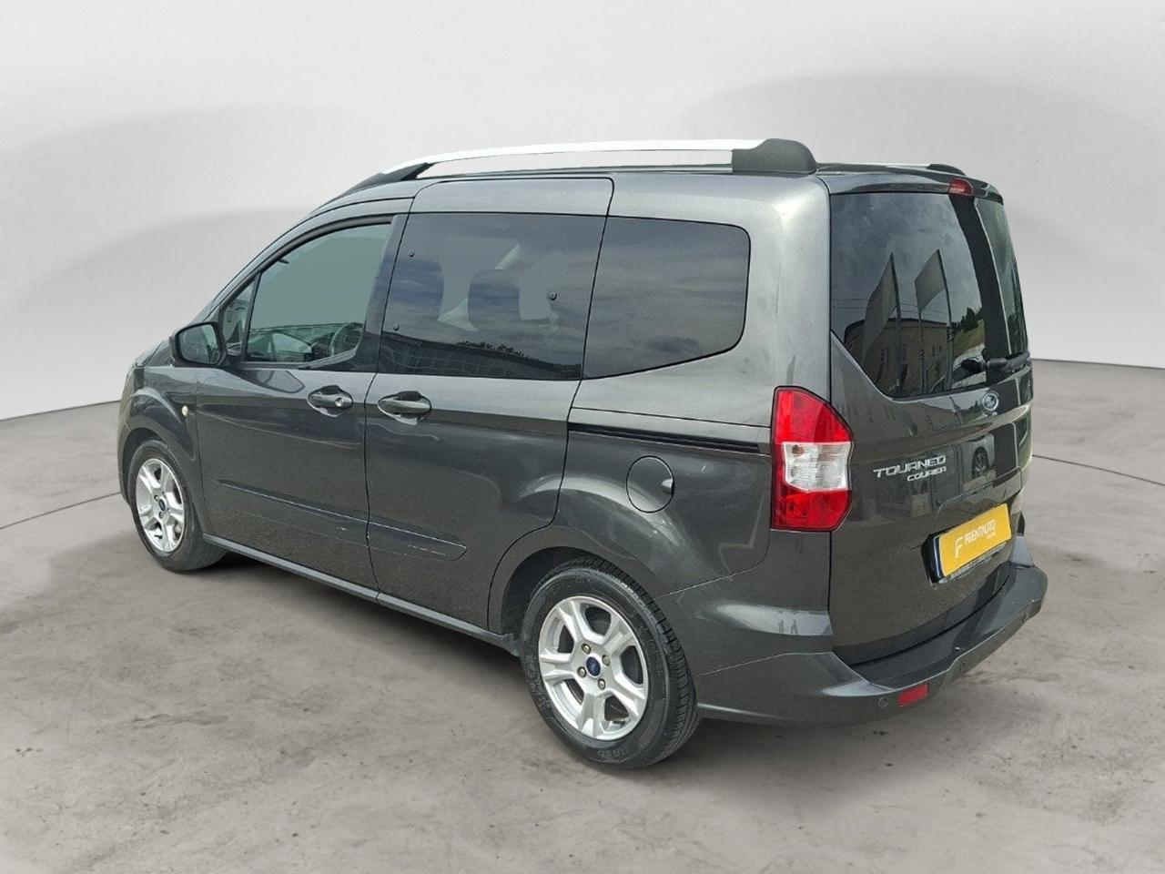 Ford Ford Tourneo usata 17