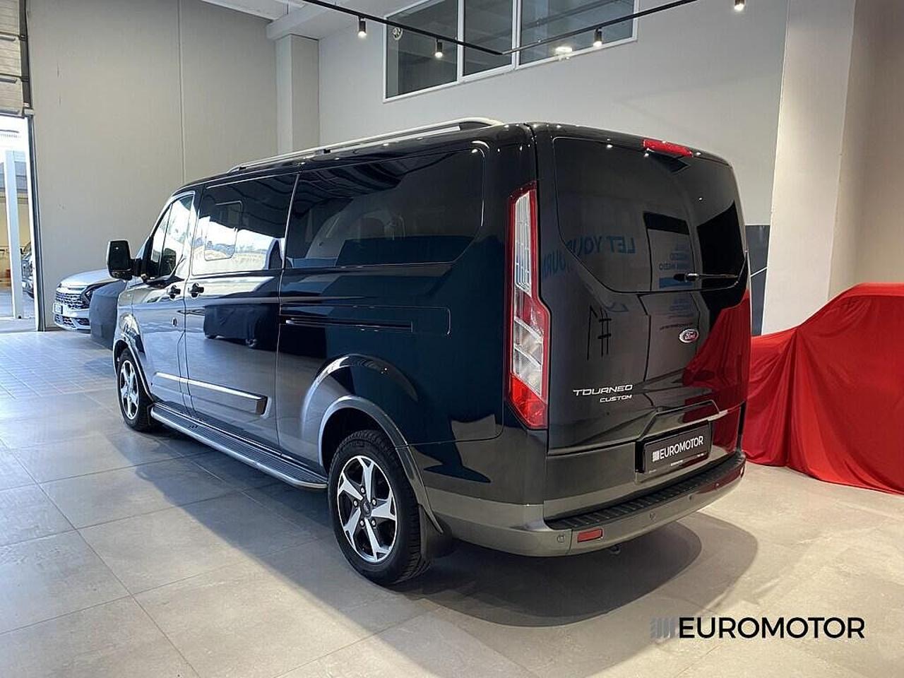 Ford Ford Tourneo usata, con 6 marce