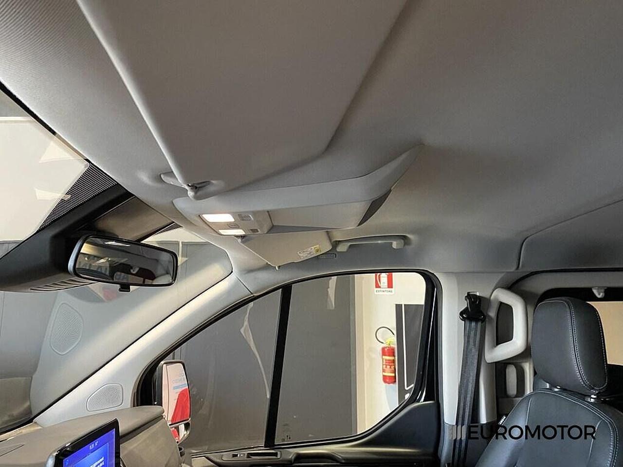 Ford Ford Tourneo usata, con chiusura centralizzata