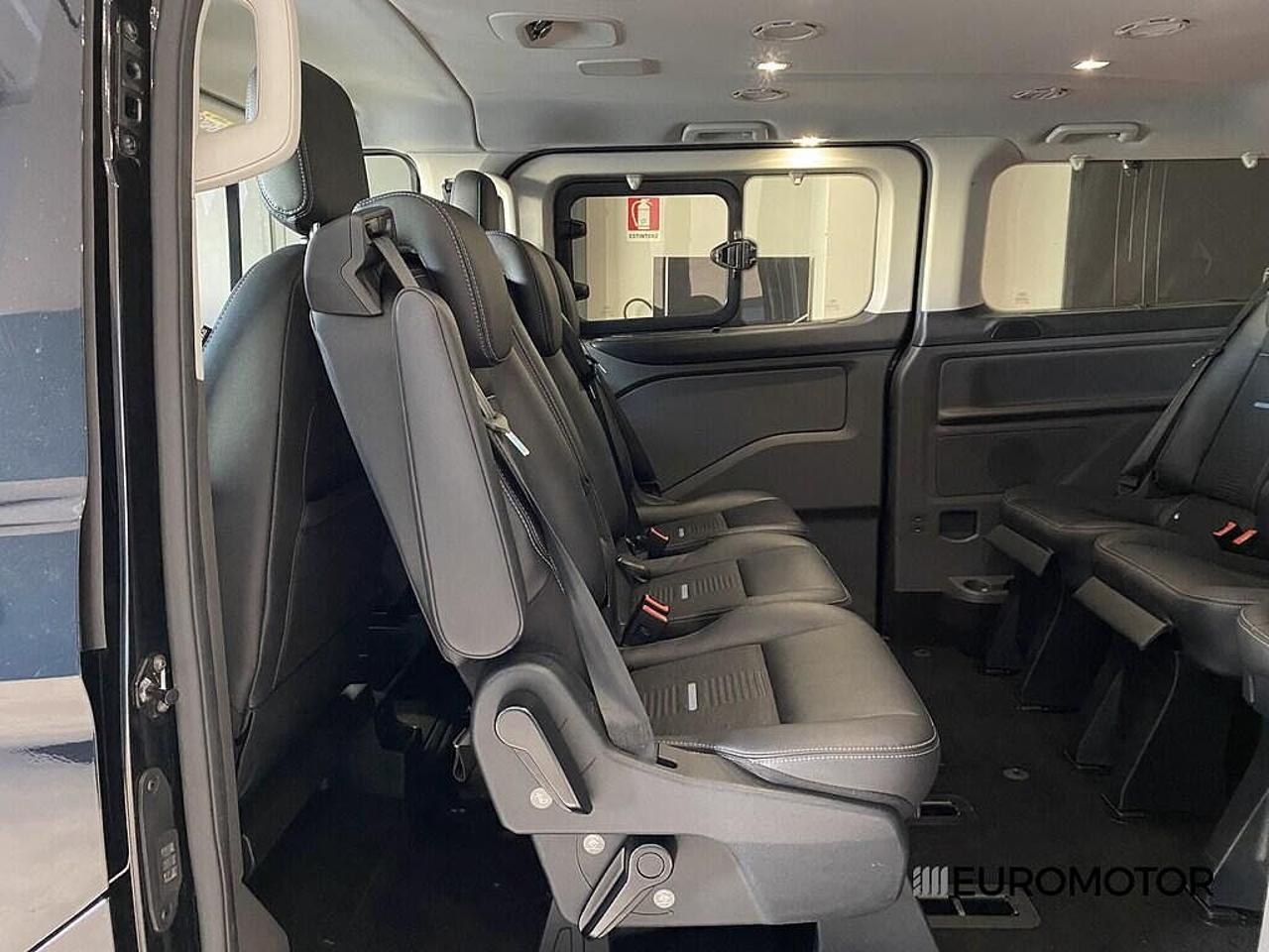 Ford Ford Tourneo usata, con interno grey