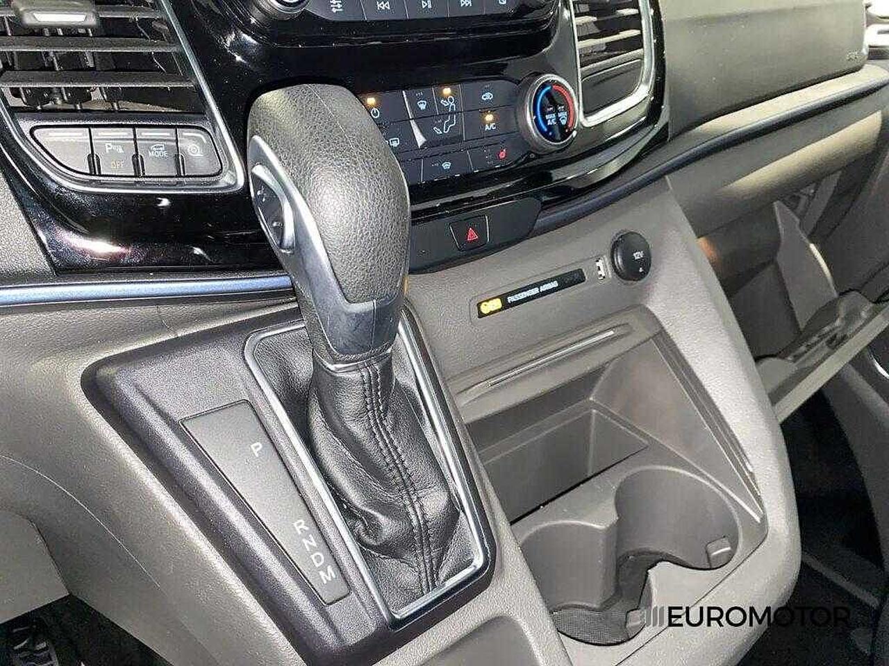 Ford Ford Tourneo usata, con volante multifunzione
