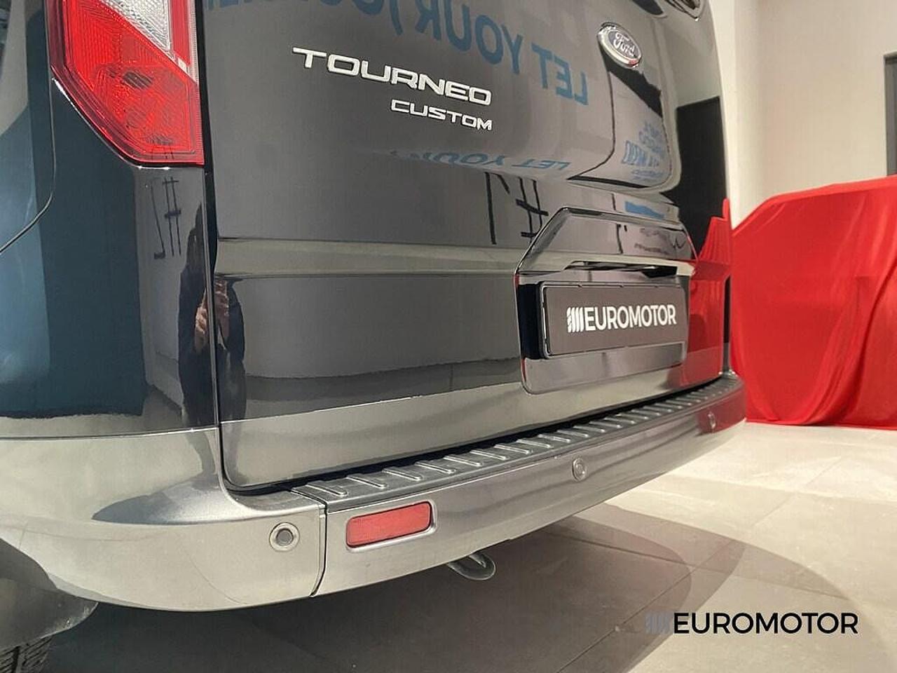 Ford Ford Tourneo usata, con 5 porte