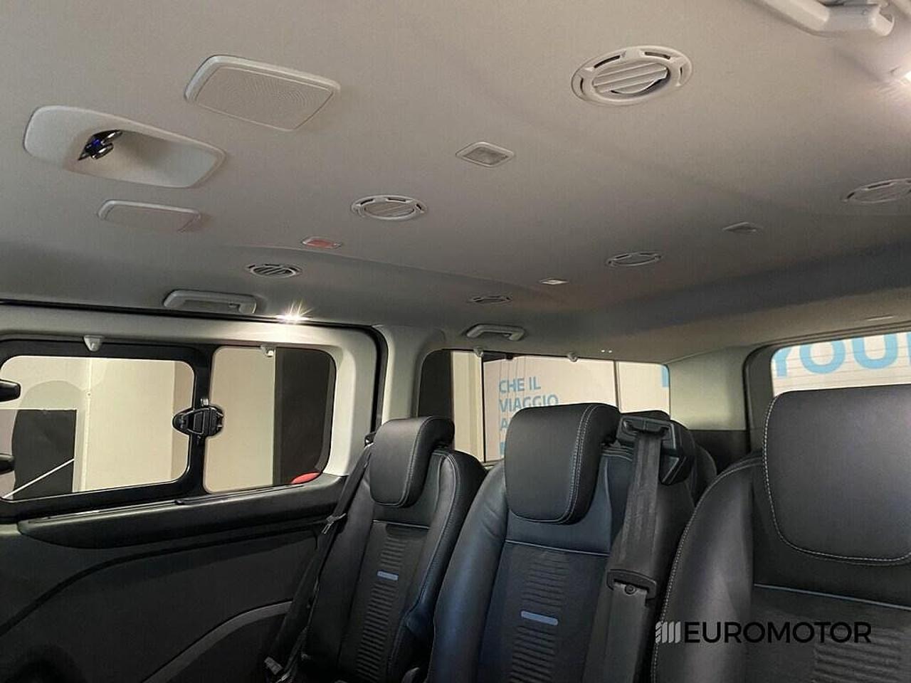 Ford Ford Tourneo usata, con specchi elettrici