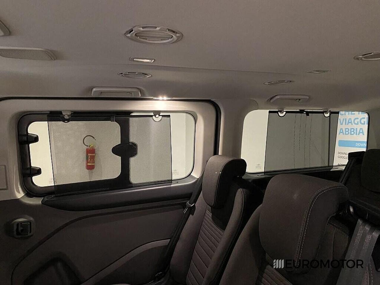 Ford Ford Tourneo usata, con tessuto