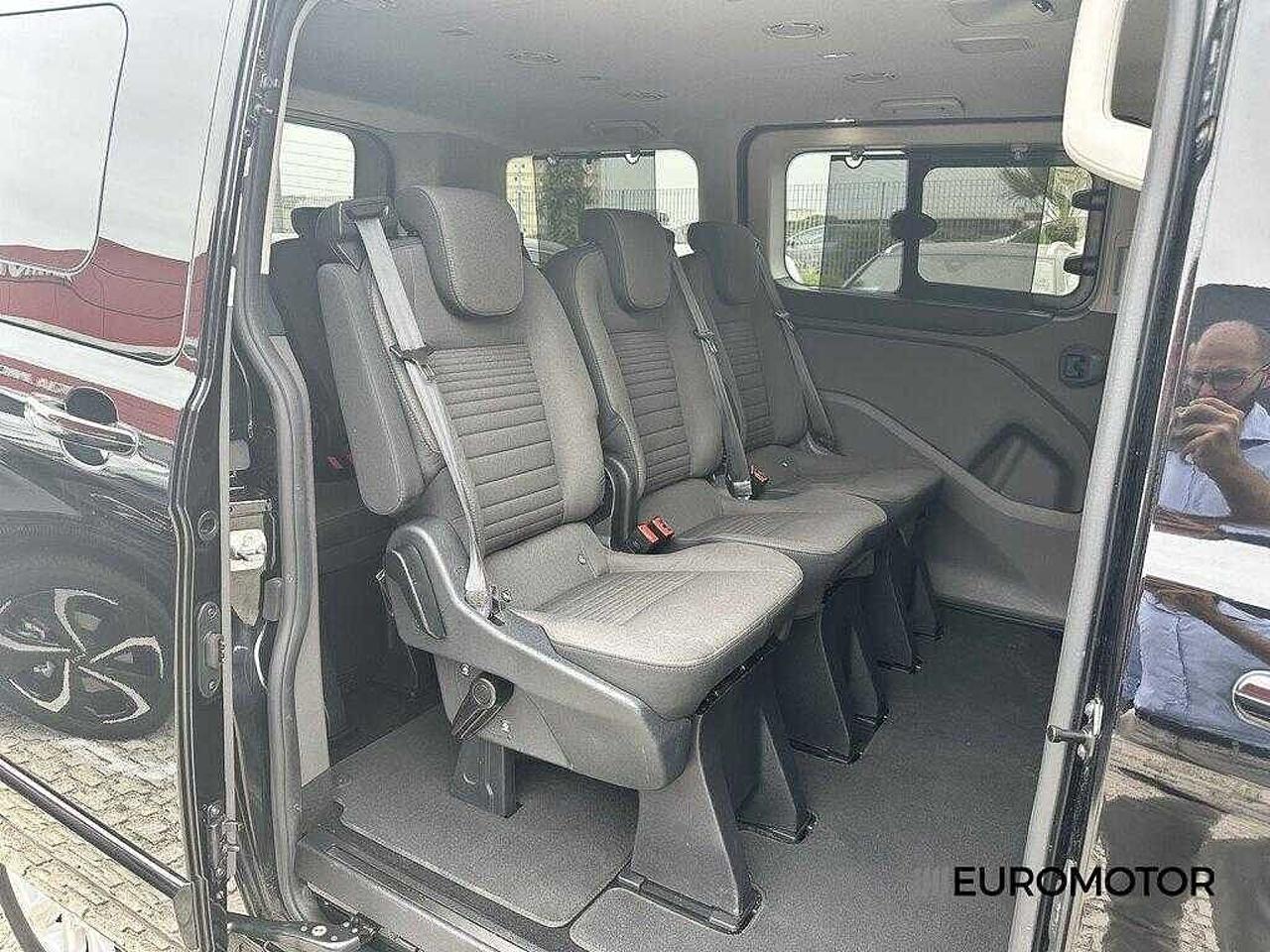 Ford Ford Tourneo usata 10