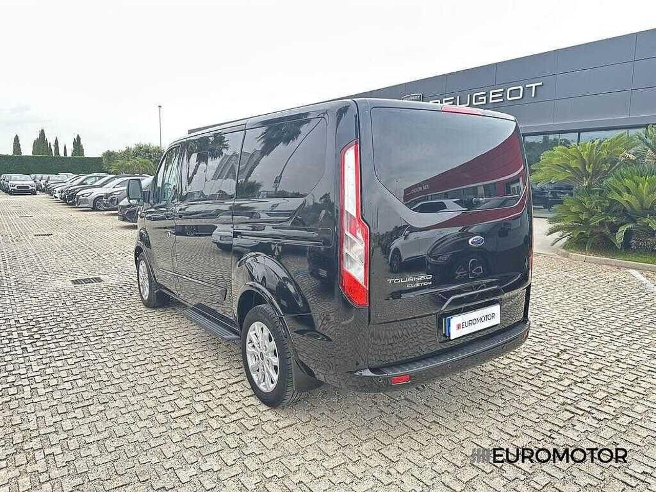 Ford Ford Tourneo usata 25