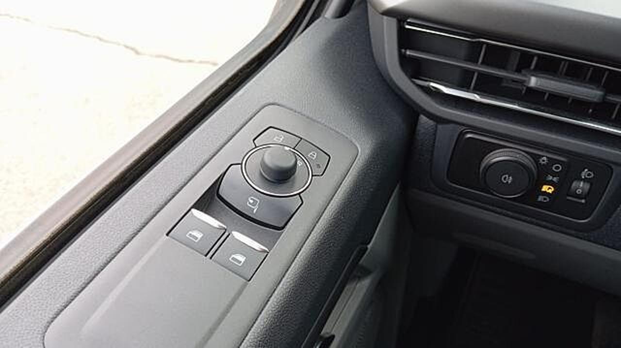 Ford Ford Tourneo usata 10