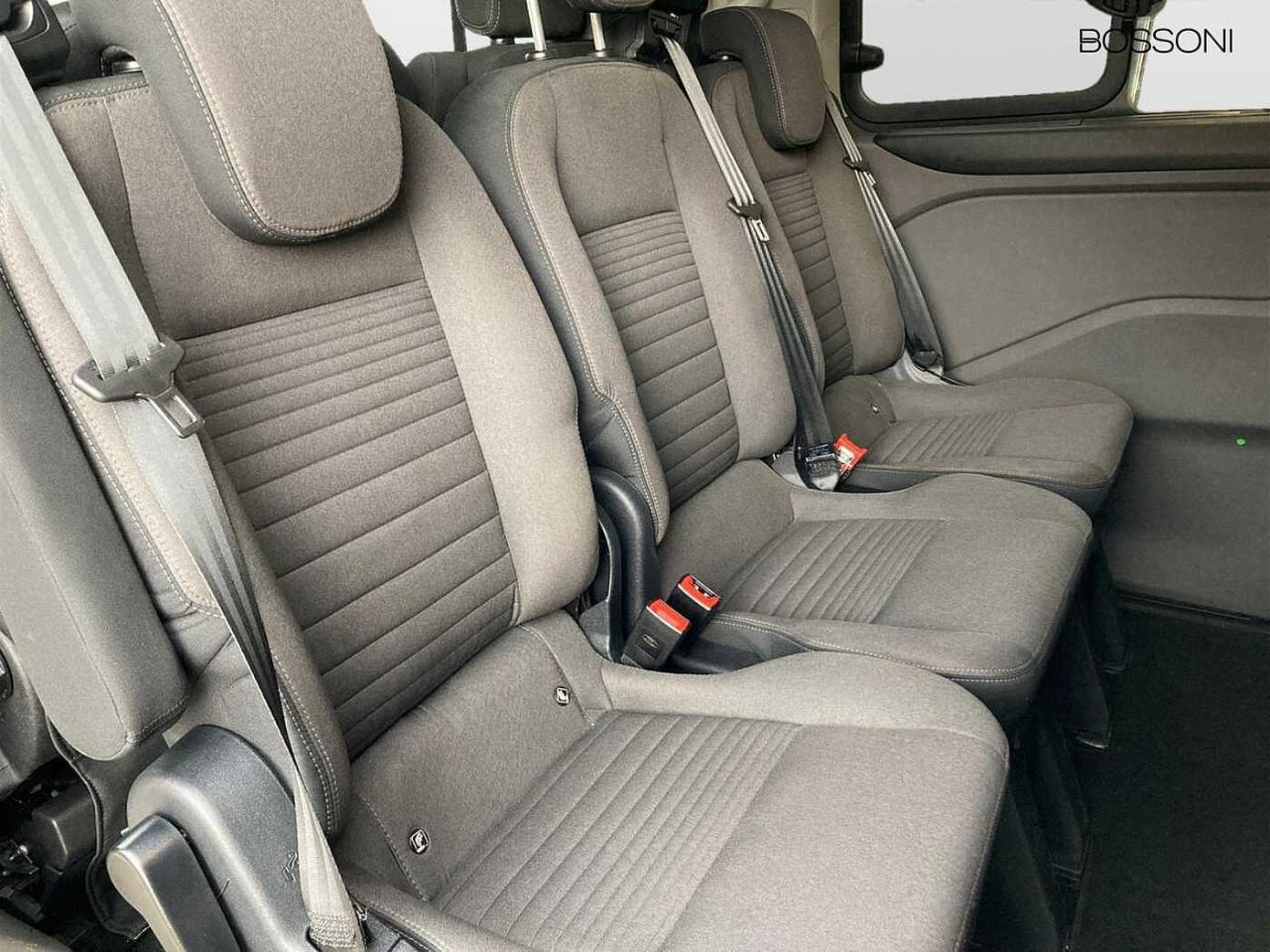 Ford Tourneo - Foto 5