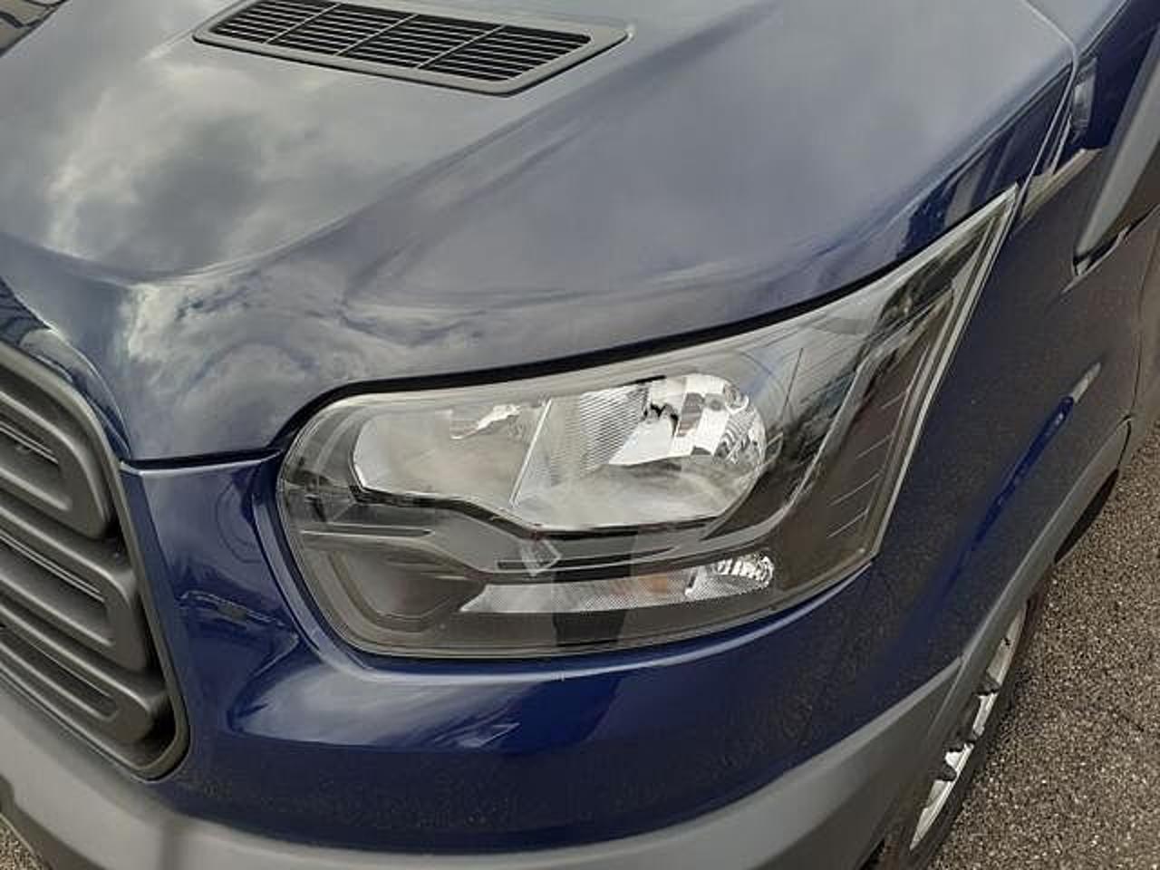 Ford Ford Transit usata, con fari fendinebbia
