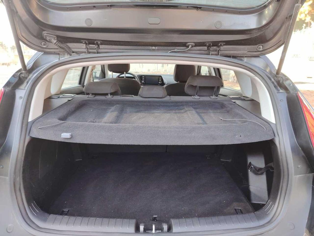 Hyundai Hyundai Bayon usata, con Caricabatterie di bordo da 22 kW