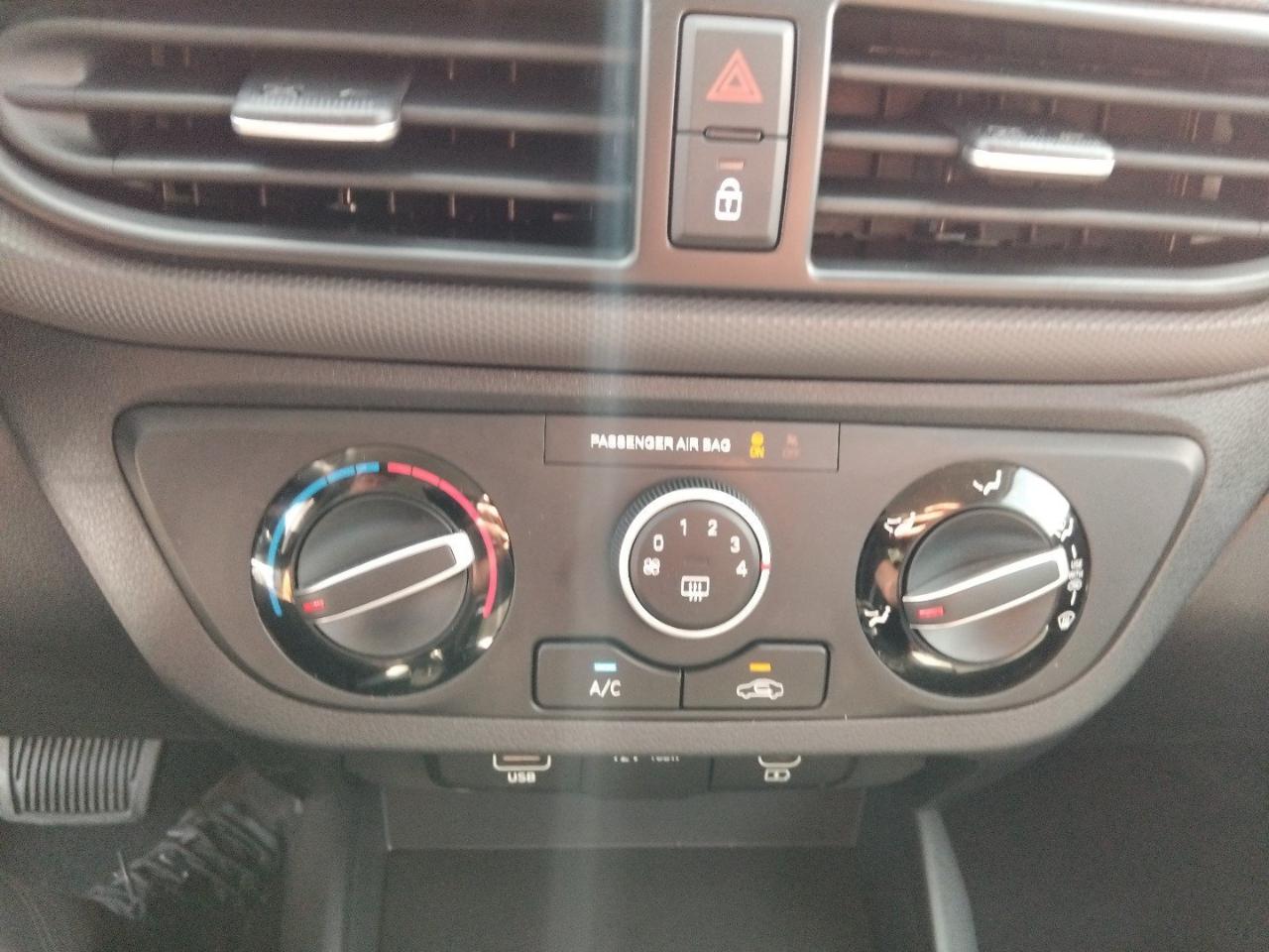 Hyundai Hyundai H350 usata 9